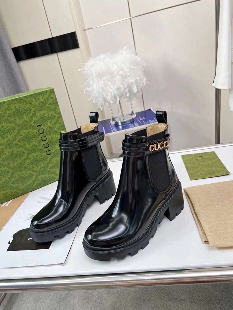 Gucci Mid Heel Boot With Logo Black? 734909 Aabk6 1000 view 3