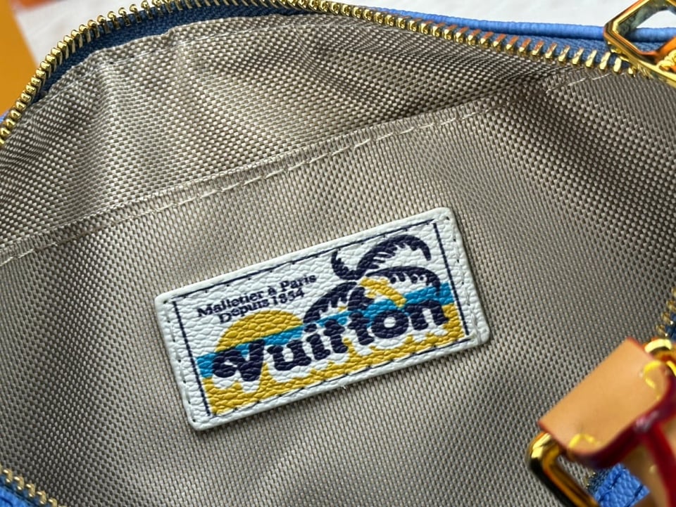 Louis Vuitton Keepall Bandouliere 25 Bright Blue 25Cm M24999 view 10