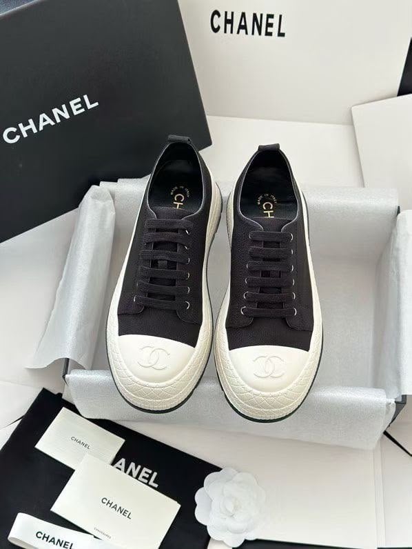 Chanel Canvas Sneakers with Rubber Cap-Toe Black &amp; White G39855 view 6