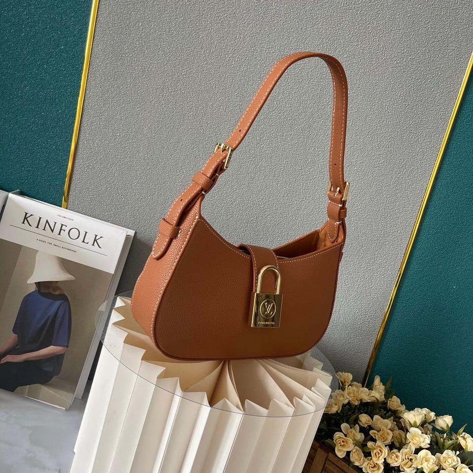 Louis Vuitton Low Key Shoulder Bag Brown 25Cm M24885 view 10