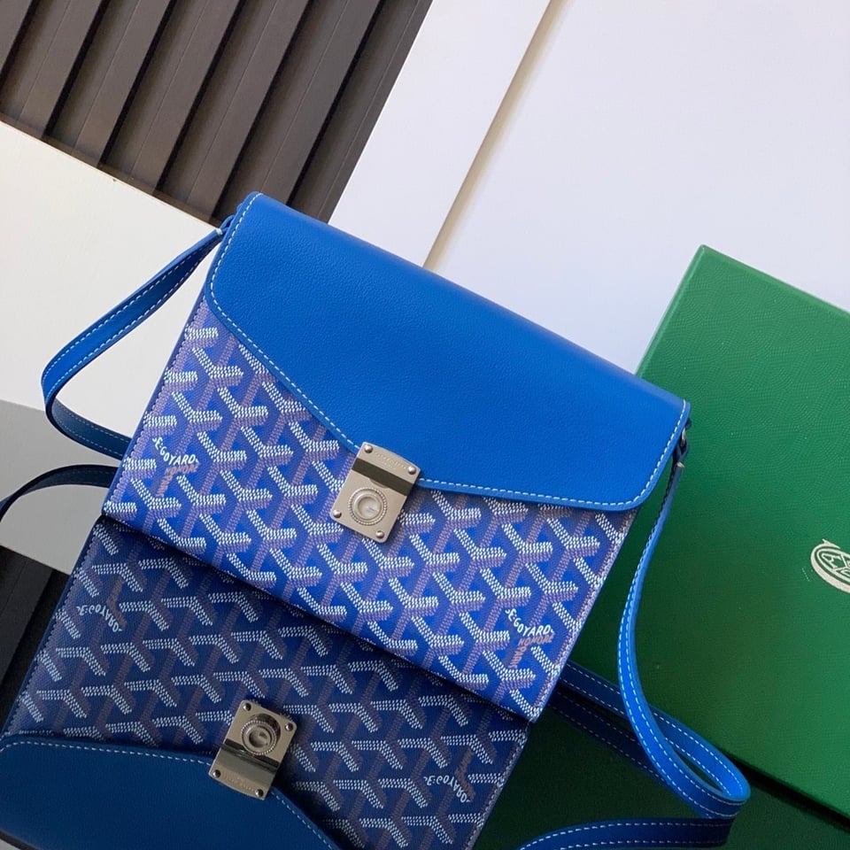 Goyard Chypre Wallet-Pouch 21 Cm Sapphire Blue Goyardine Canvas And Calfskin view 11