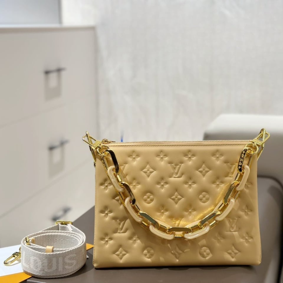 Louis Vuitton Coussin PM 26cm/10.2in Monogram Empreinte Leather Banane M23759 – Women view 8