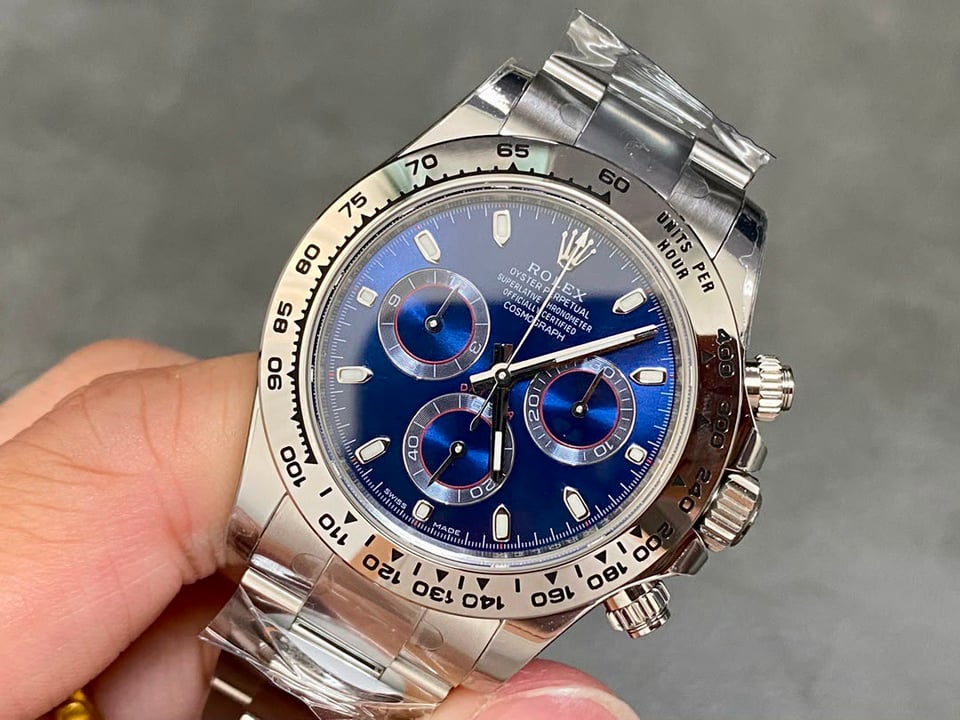 [Super Clone] Rolex Daytona 40mm Bright Blue Dial Oyster 126509 view 3