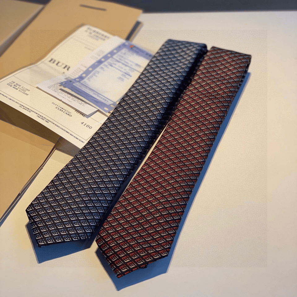 Burberry Geometric Micro-Pattern Silk Tie For Men view 8