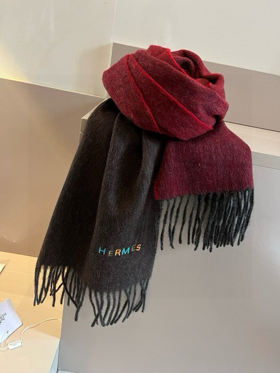 Hermes Cashmere Blanket Scarf Burgundy For Women 180cm view 2