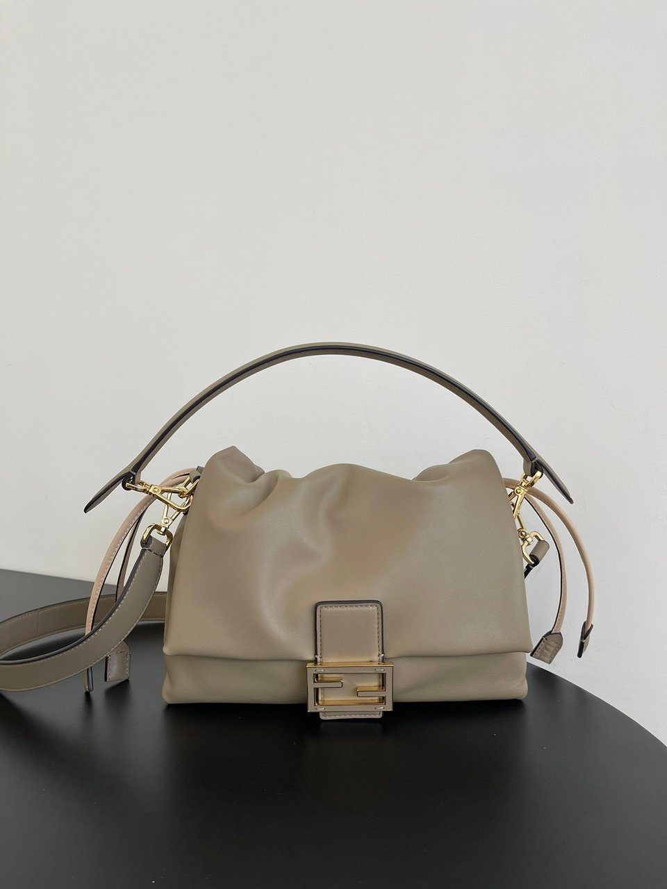 Fendi Mamma Baguette Medium Dove Grey Nappa Leather Bag 26.5cm view 3