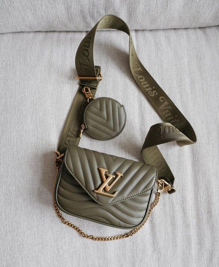 Louis Vuitton New Wave Multi Pochette Khaki Green 20cm/7.9in M56471 view 3