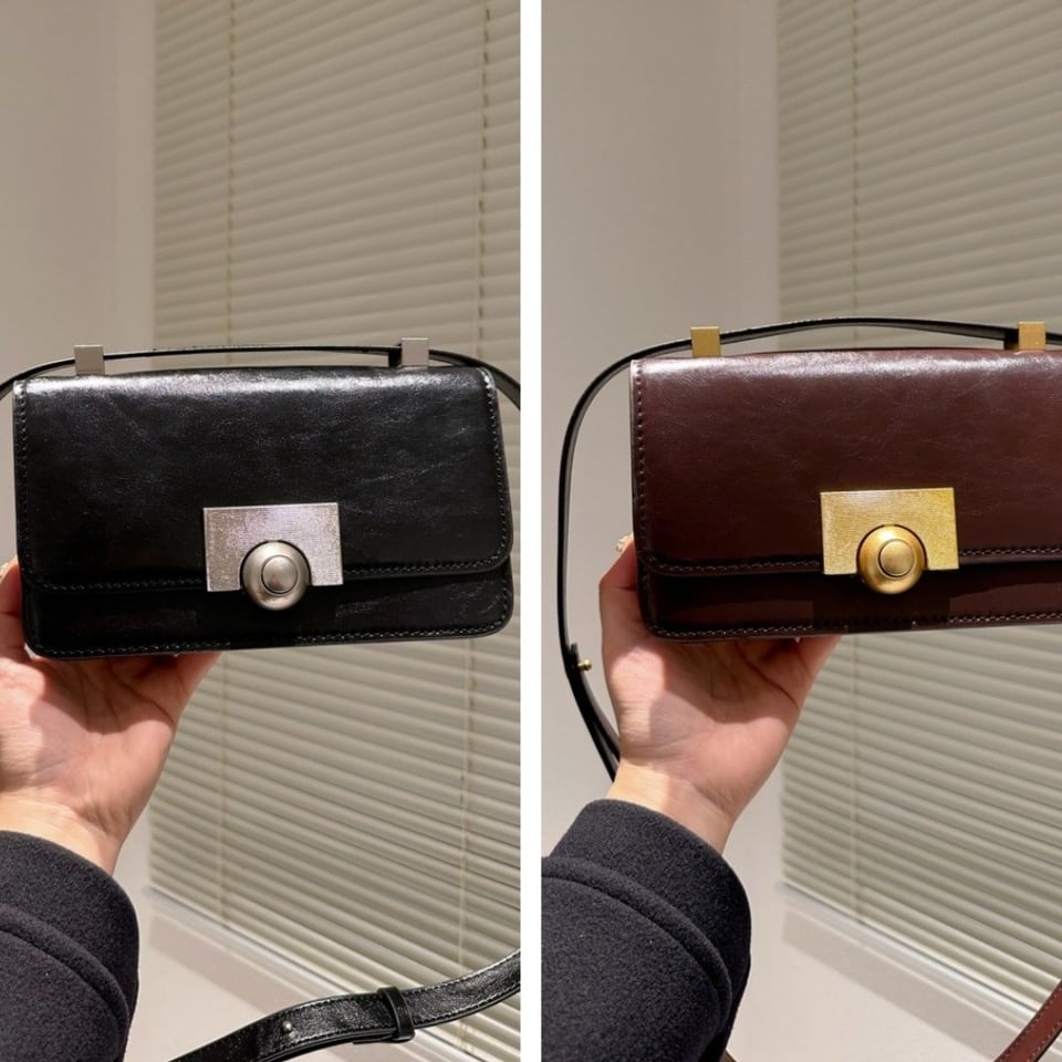 Bottega Veneta Patent Bv Classic Bag In Brown 22Cm view 4