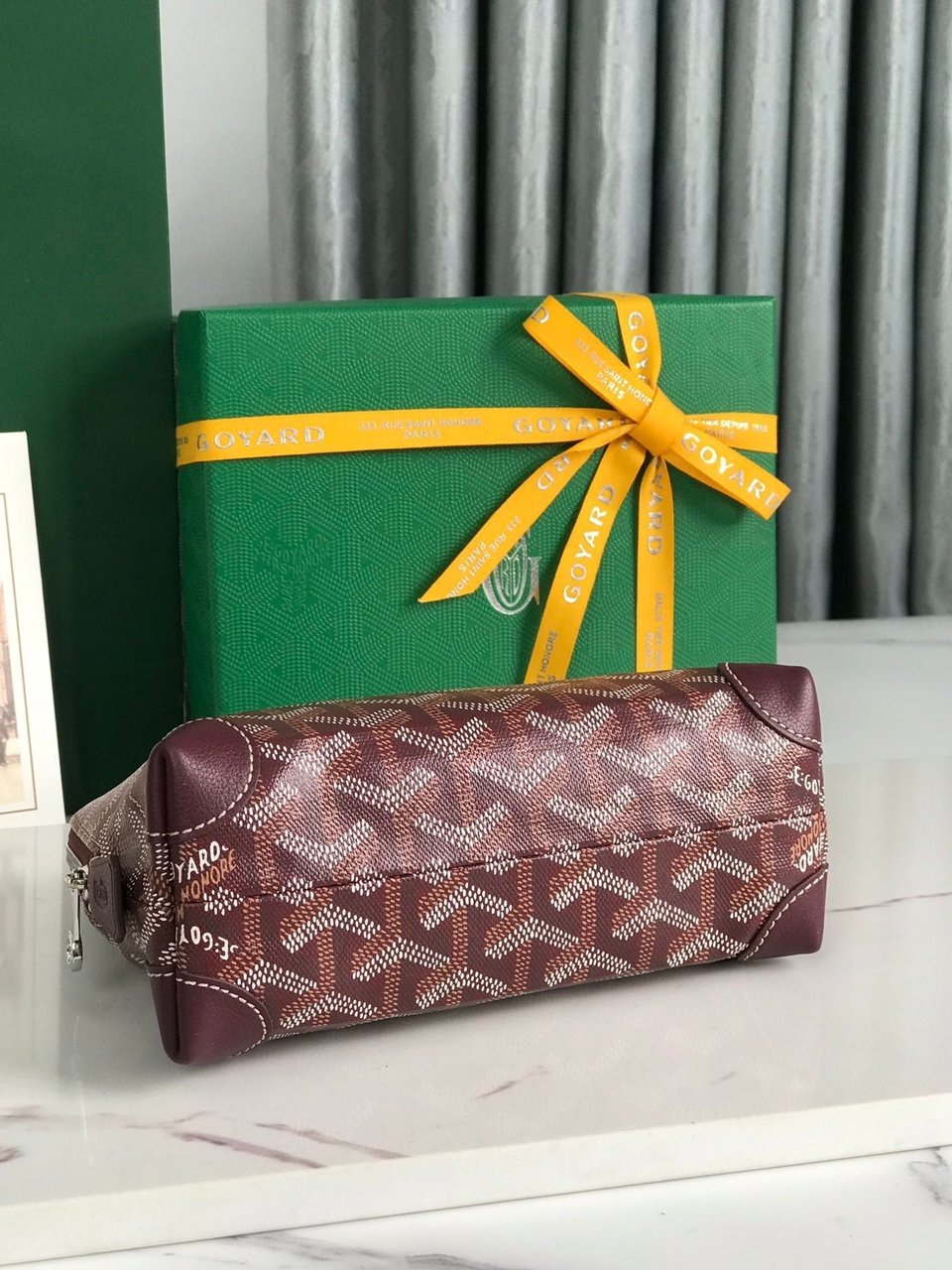 Goyard Vendôme Cosmetic Pouch 17 Cm Wine Red Goyardine Canvas And Calfskin Trim view 8