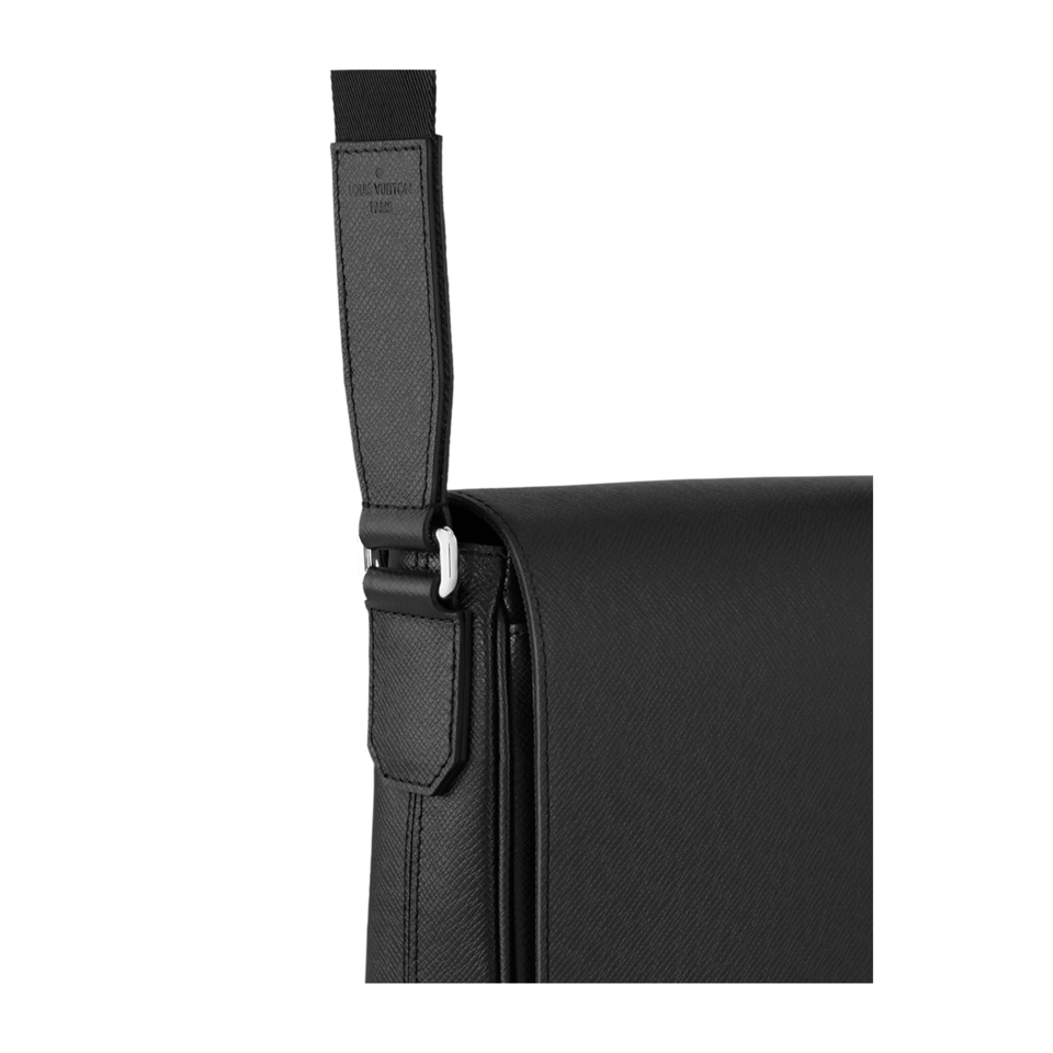 Louis Vuitton Dark Black District PM For Men 26cm M30850 view 7
