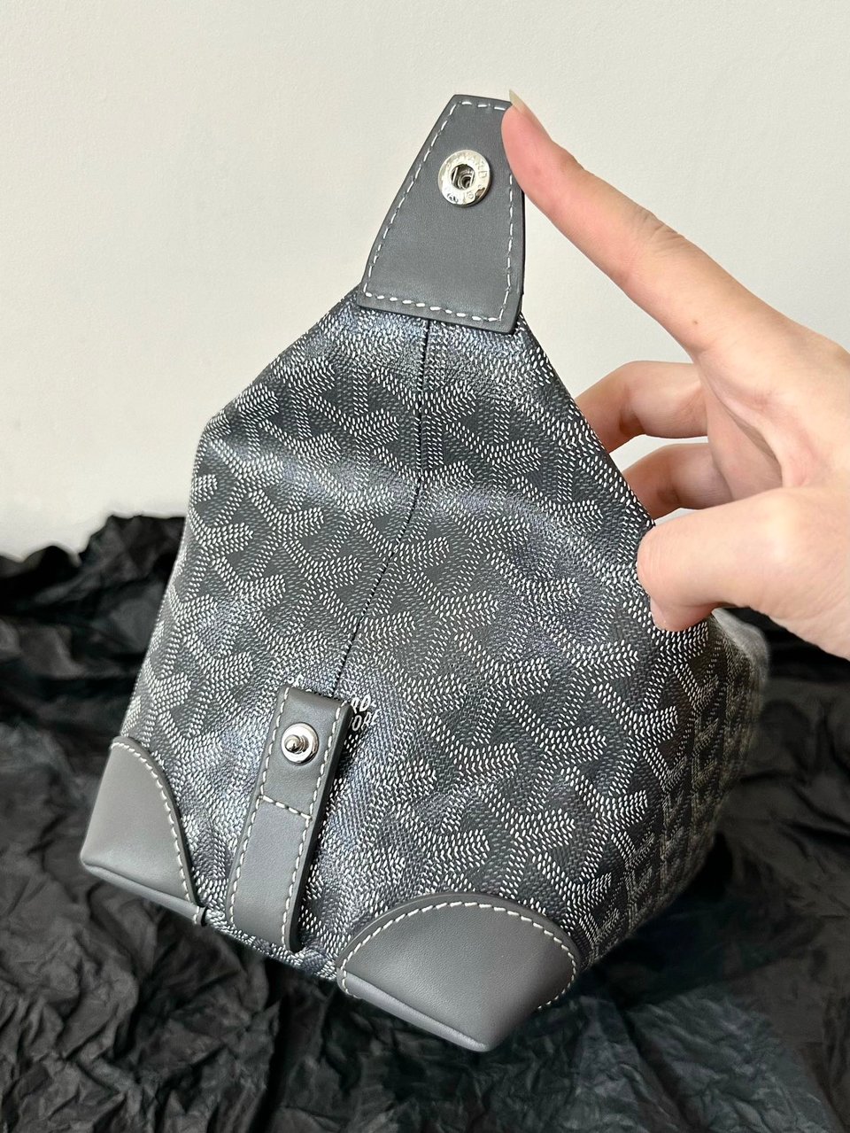 Goyard Goya Cosmetic Bag 24Cm Grey Canvas view 5