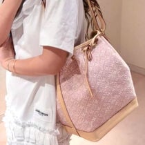 Louis Vuitton Noé Monogram Emblème Rose Ruban Color 27.5cm M28714 view 2
