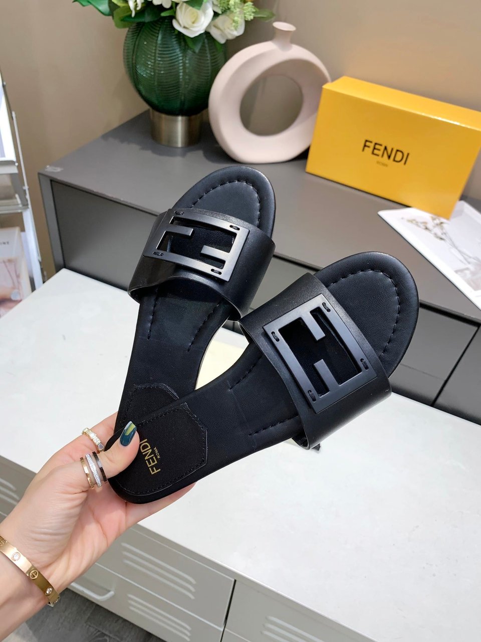 Fendi Signature Leather Sandals Slide Black 0400014271536 view 4