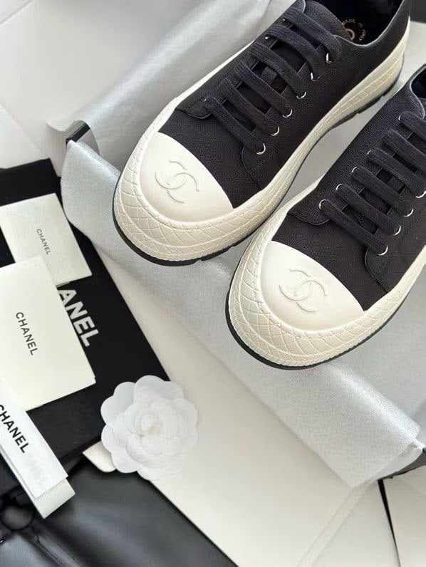 Chanel Canvas Sneakers with Rubber Cap-Toe Black &amp; White G39855 view 5