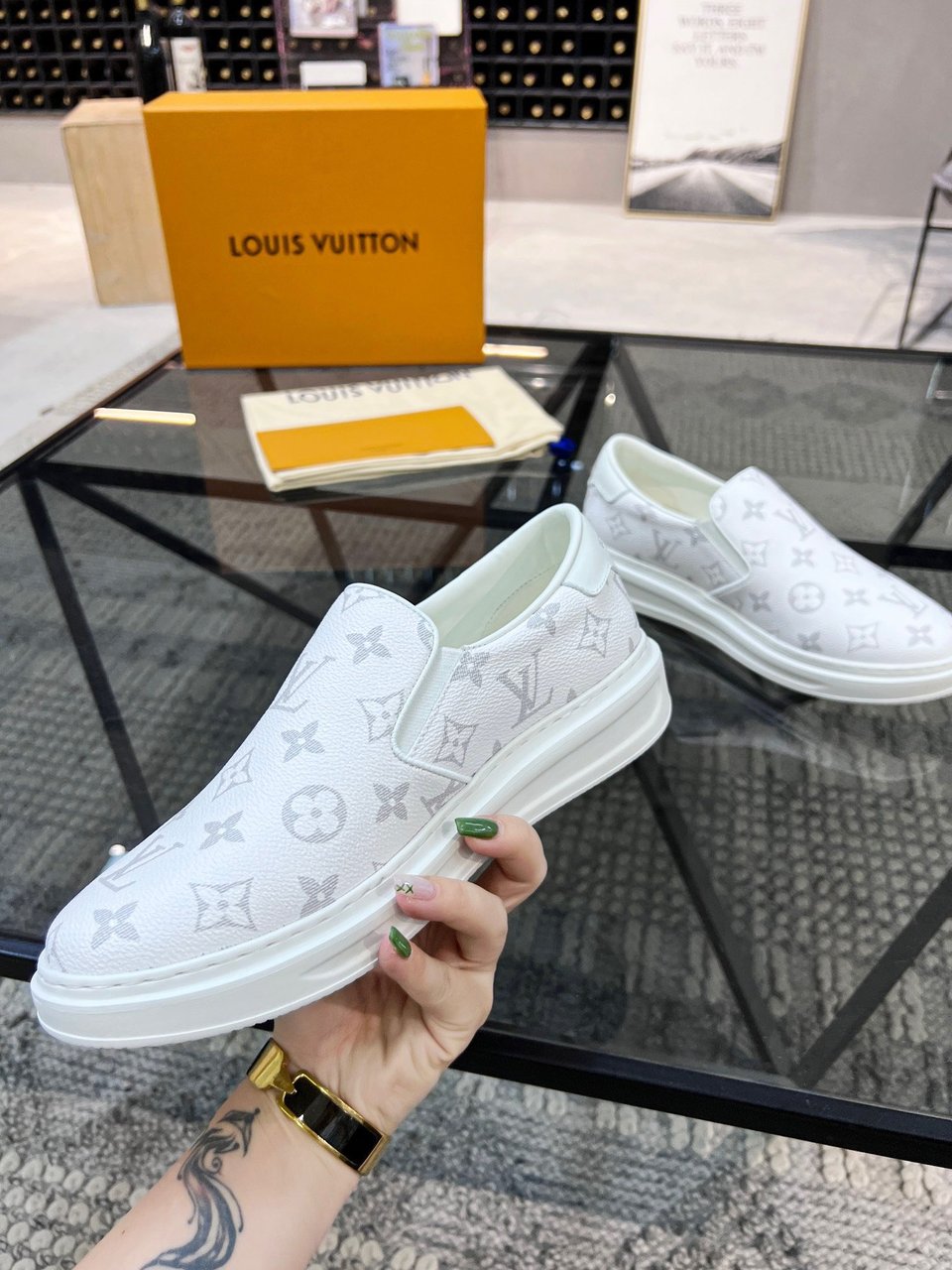 Louis Vuitton LV Beverly Hills Slip On White for Men view 9