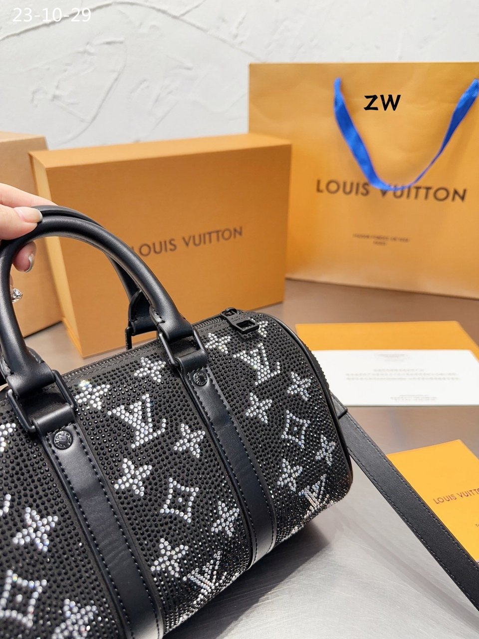 Louis Vuitton Crystal Keepall Bandouli Re 25 Black 25Cm view 7