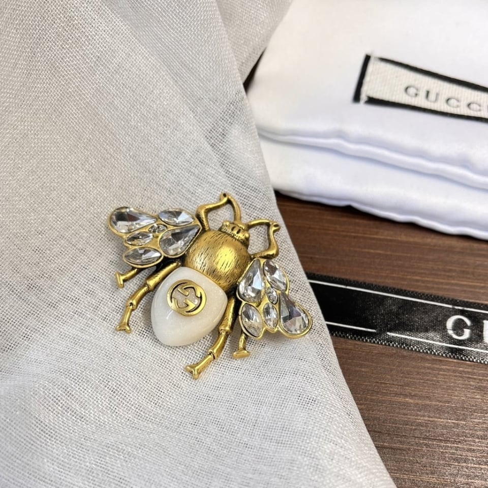 Gucci Gg Bee Brooch Gold With Stone view 5