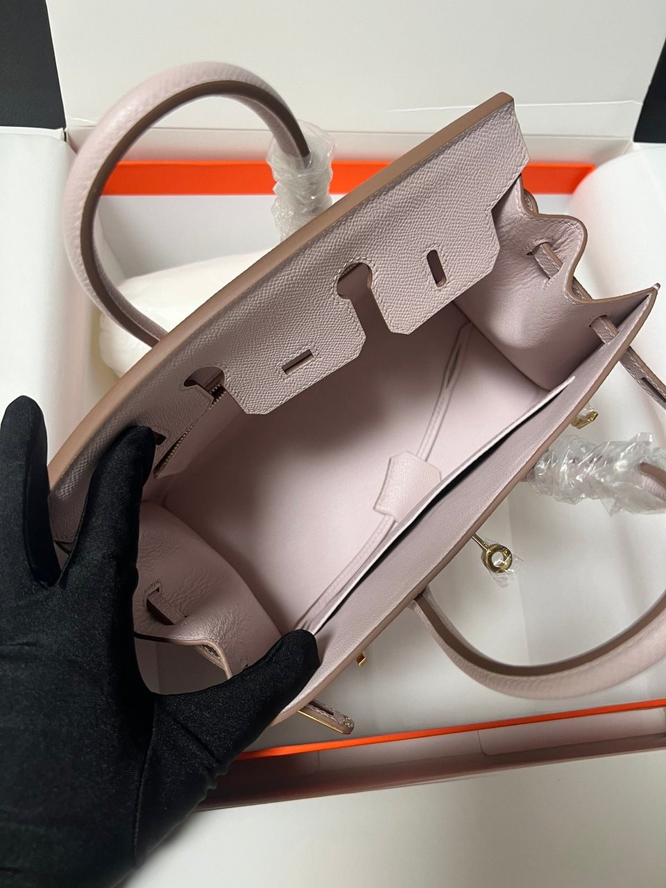 Hermes Birkin Sellier Light Pink Epsom Leather Gold Hardware view 3