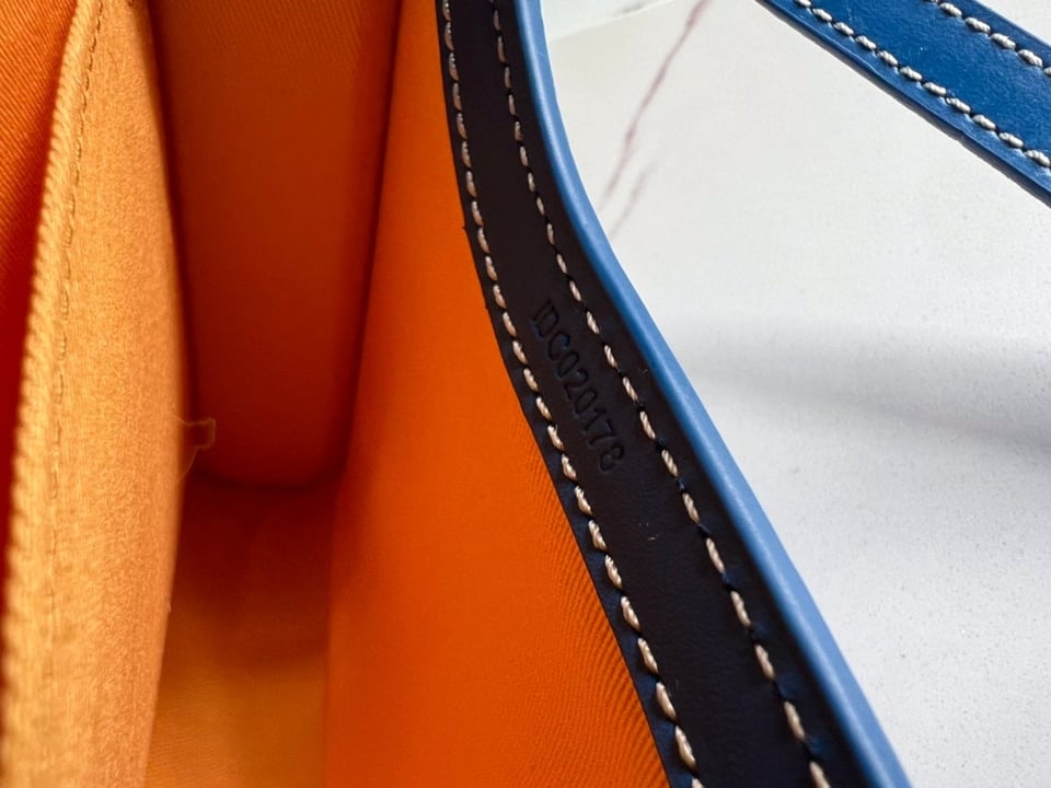 Goyard Monte-Carlo Pm Clutch 25 Cm Sapphire Blue Goyardine Canvas view 3