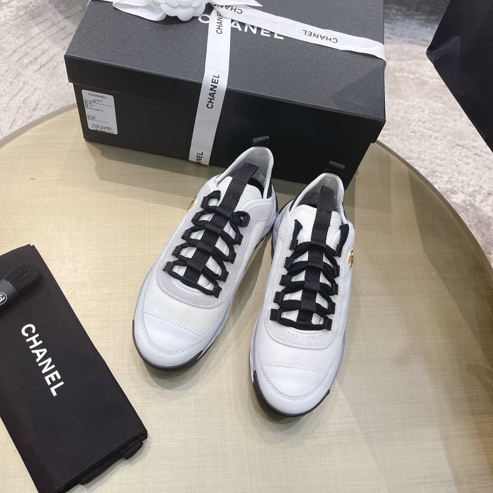 Chanel CC Runner Sneakers White/Black view 6