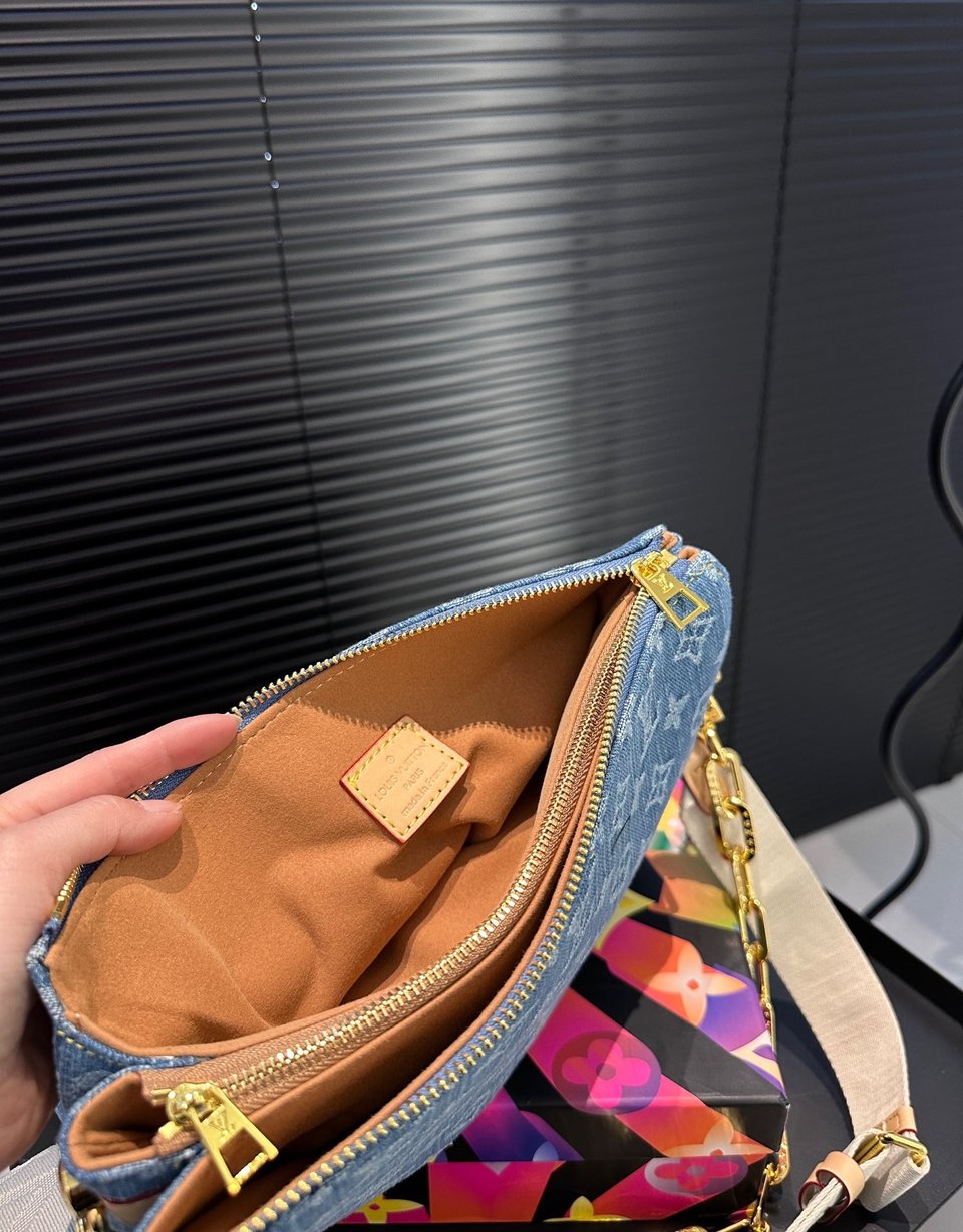 Louis Vuitton Coussin Pm Bag Denim Blue 26Cm M24564 view 9