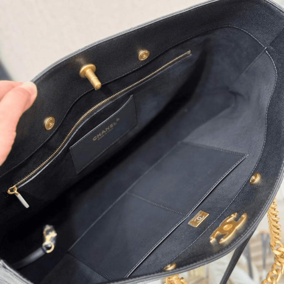 Chanel Classic Black Quilted Tote 42cm/16.5in view 10