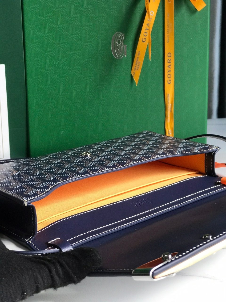 Goyard Monte-Carlo Pm Clutch 25 Cm Navy Blue Goyardine Canvas view 10