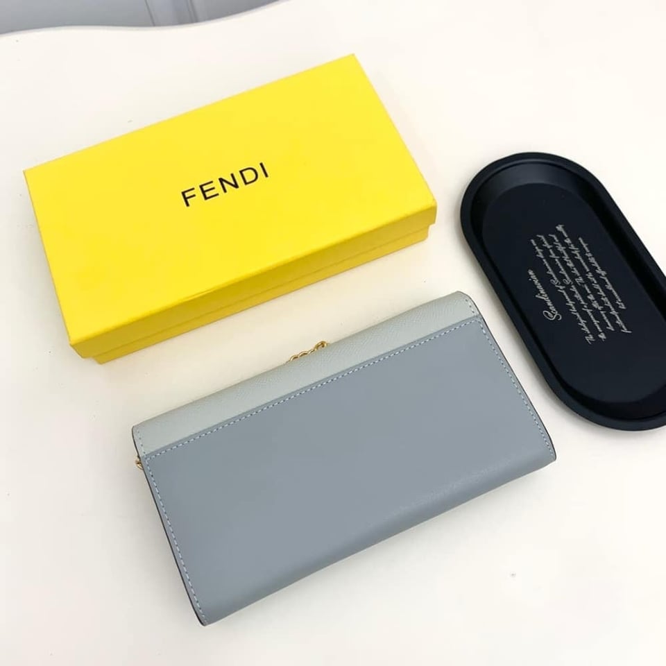 Fendi Ff Diamonds Continental With Chain Leather Wallet Light Blue 19Cm view 5