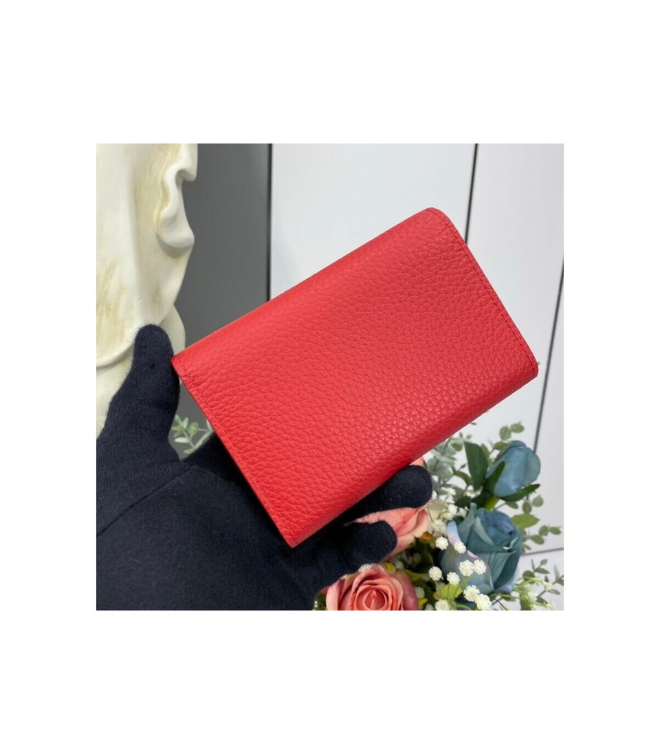 Louis Vuitton Capucines Compact Wallet view 5