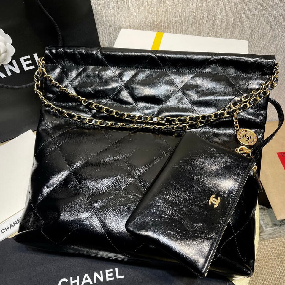 Chanel 22 Small Handbag Shiny Calfskin Black Gold view 5