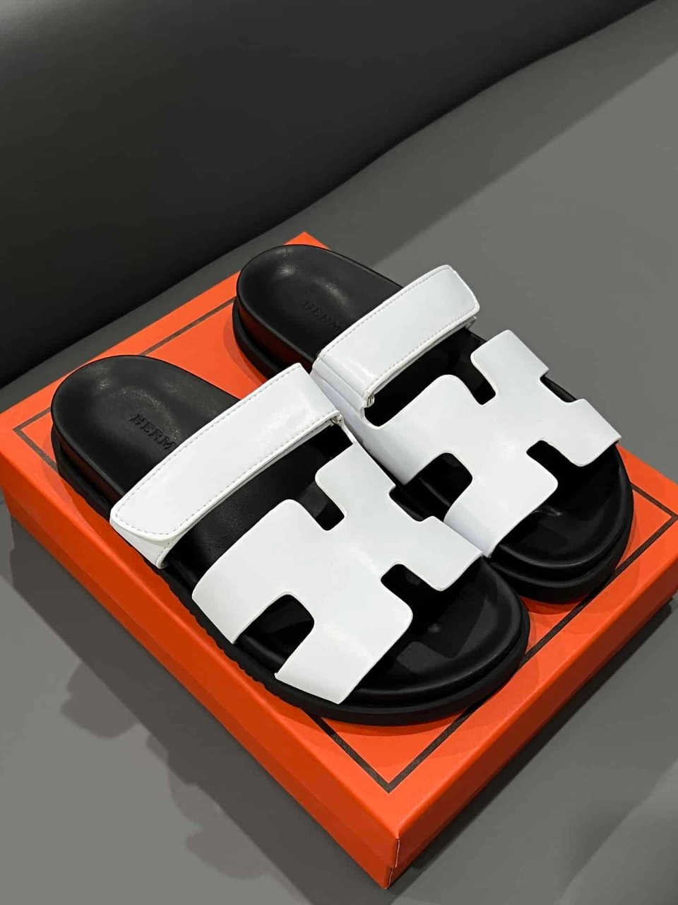 Hermes Chypre Sandal Blanc Calfskin White H222100Z 90345 view 7