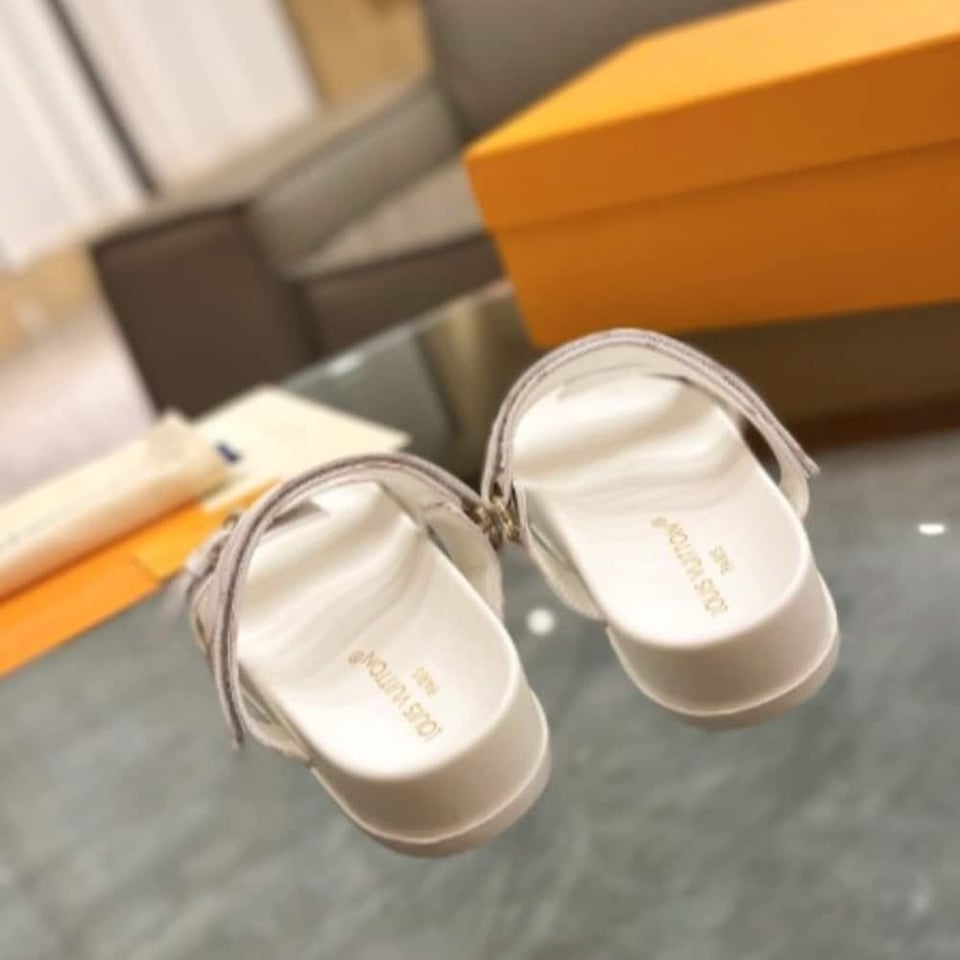 Louis Vuitton Bom Dia Flat Comfort Mule White view 4