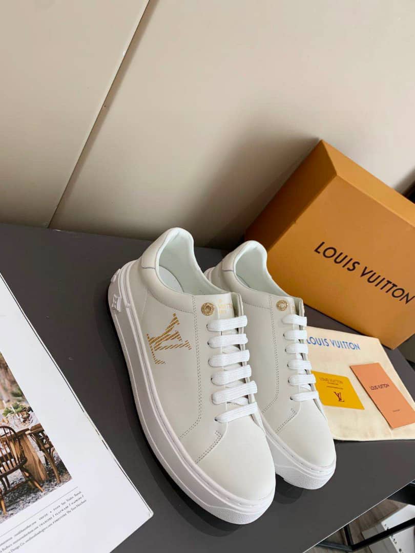 Louis Vuitton Time Out Sneaker White And Yellow view 3
