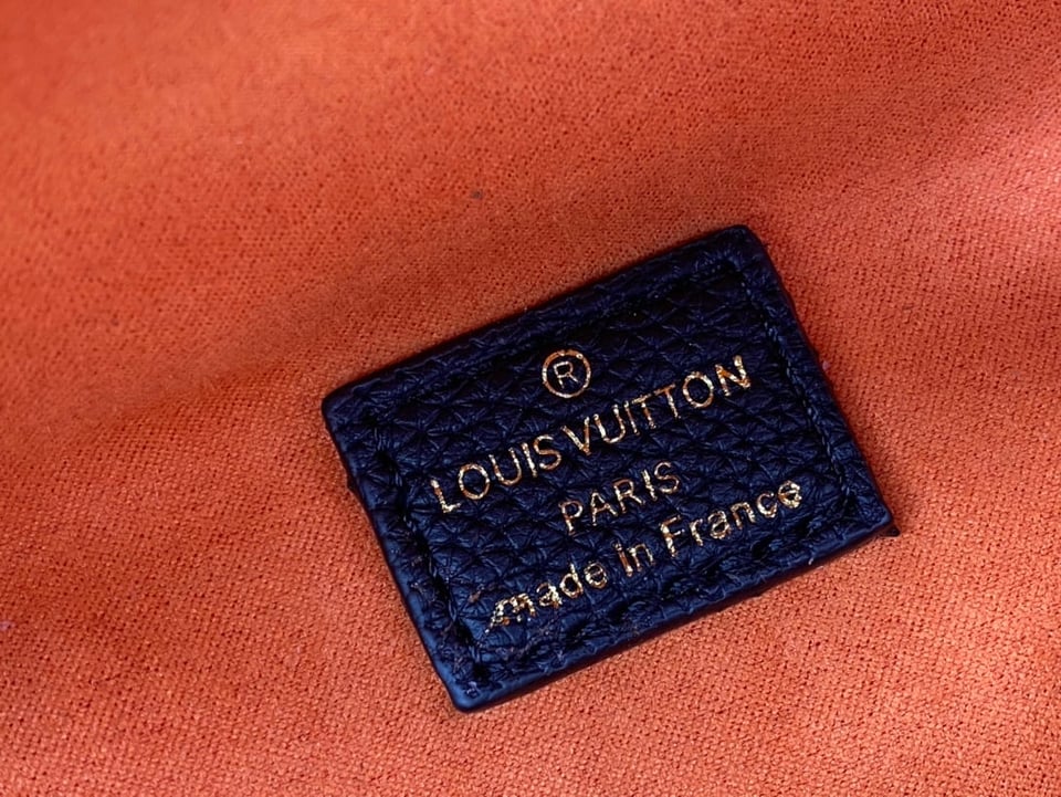 Louis Vuitton Monogram Empreinte Black Bumbag M44812 view 9