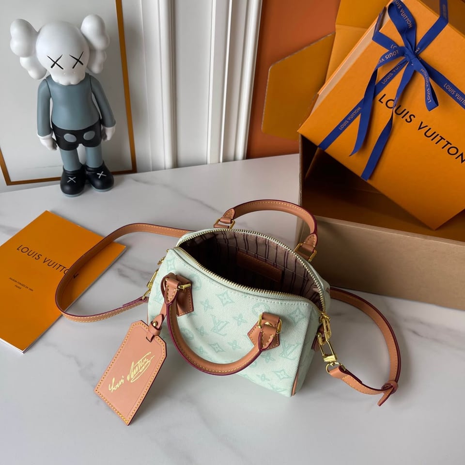Louis Vuitton Speedy Bandoulière 20 Bag Monogram Origine Vert Asnière M27530 view 4