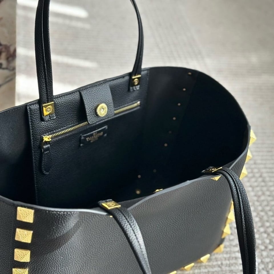 Valentino Garavani Rockstud Tote Bag Black 40Cm view 6