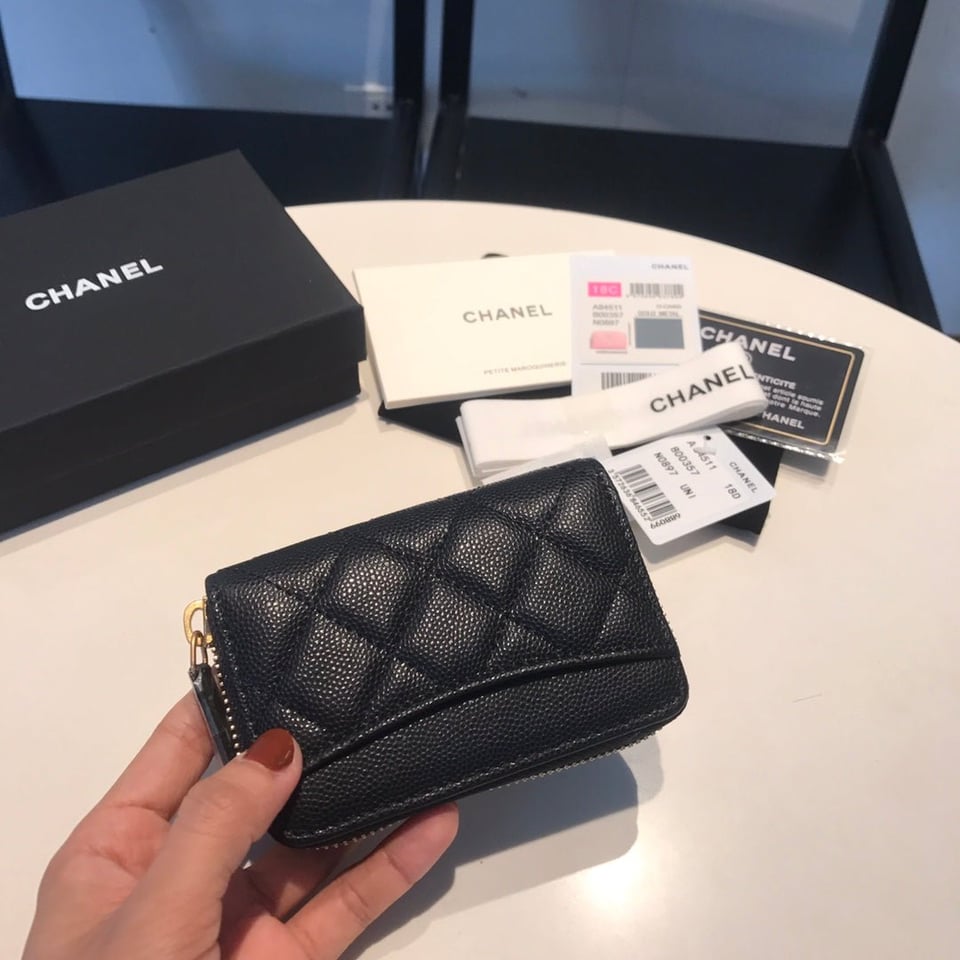 Chanel Zipped Caviar Purse 11 Black Calfskin Gold Icon view 6