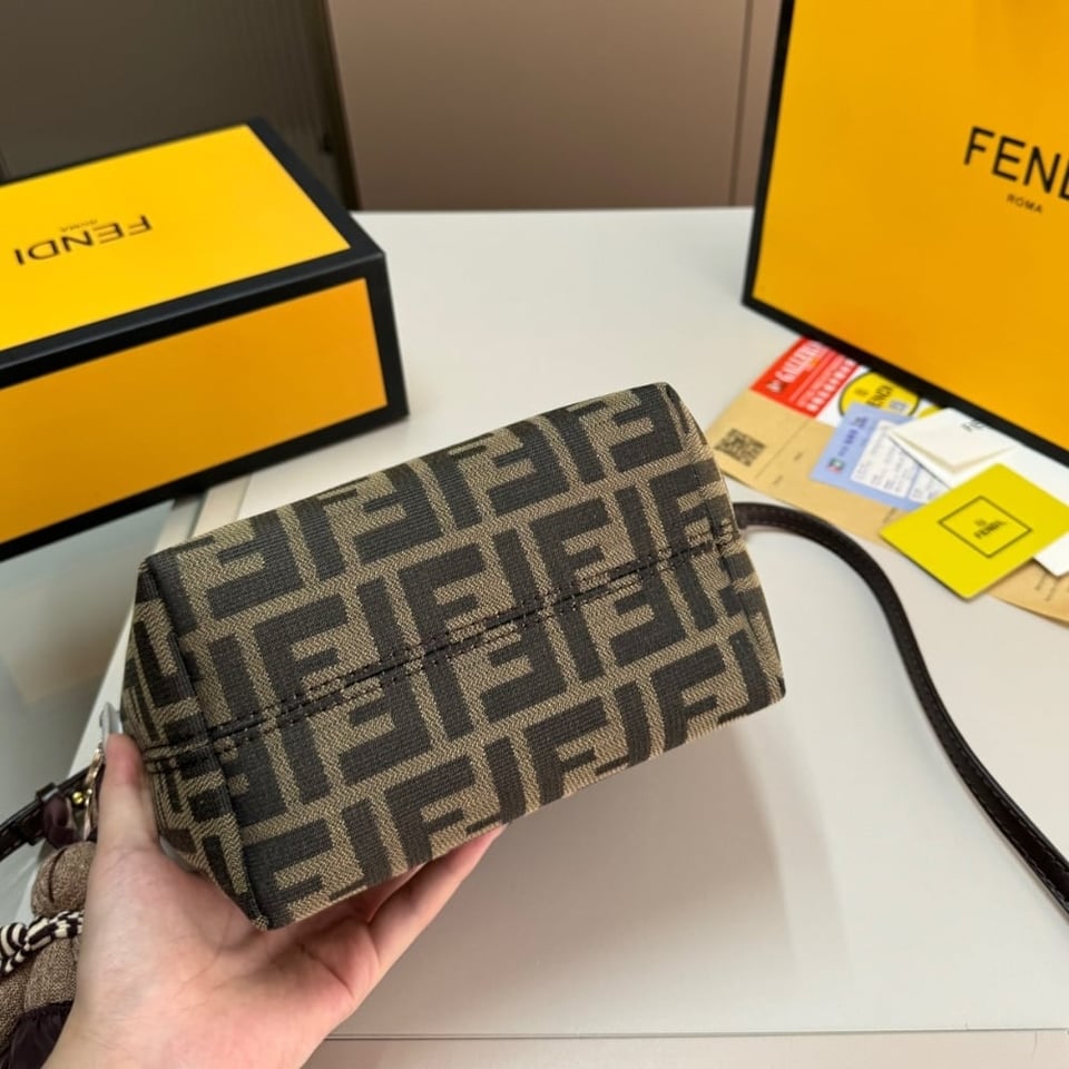 Fendi Mini Roll Ff Jacquard Mini Bag Brown 18Cm view 9