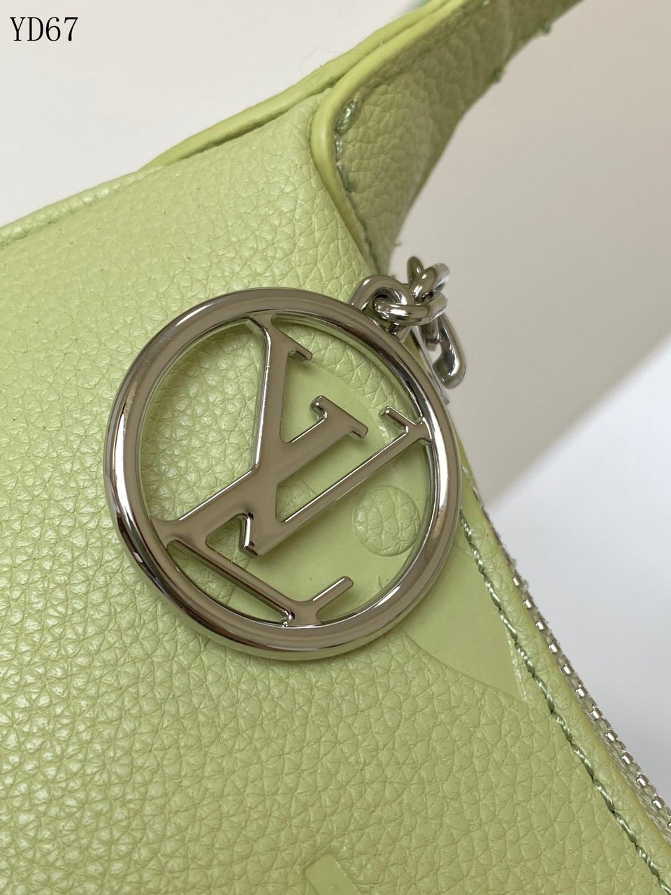 Louis Vuitton Monogram Empreinte Green Shoulder Bag 20Cm M82391 view 8