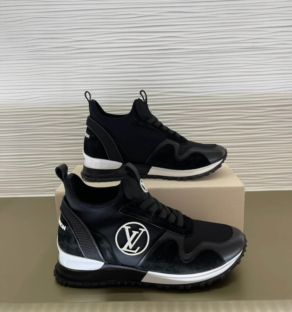 Louis Vuitton Run Away Sneaker Black 1A9Er7 view 14