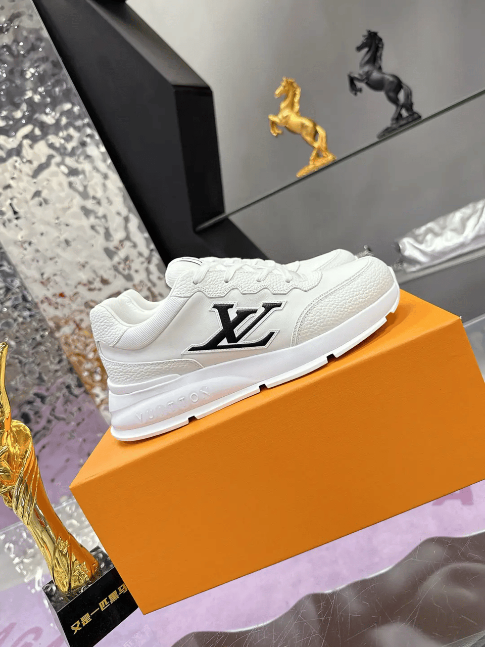 Louis Vuitton LV Classic White Sneaker for Men 1AHSTF view 12