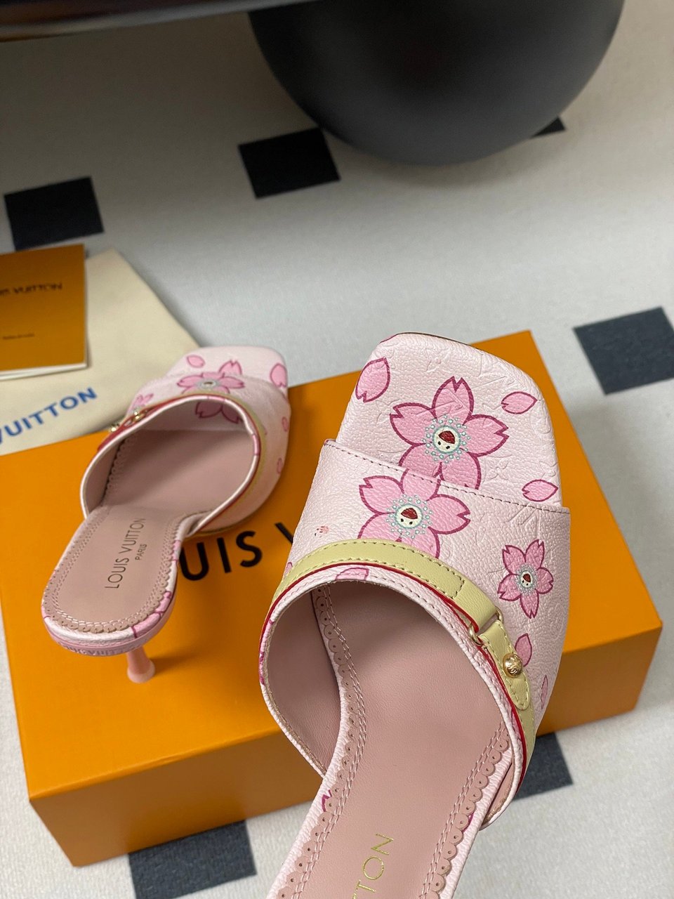Louis Vuitton x Takashi Murakami Cherry Blossom Mule Pink Monogram Canvas view 6