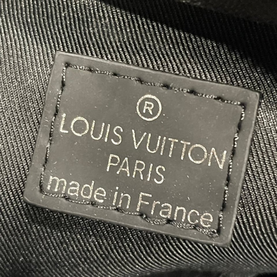 Louis Vuitton Avenue Slingbag 31Cm Black And Grey N40439 view 3