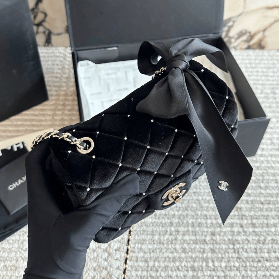 Chanel Mini Pearl Super Black Bag 17cm/6in view 8