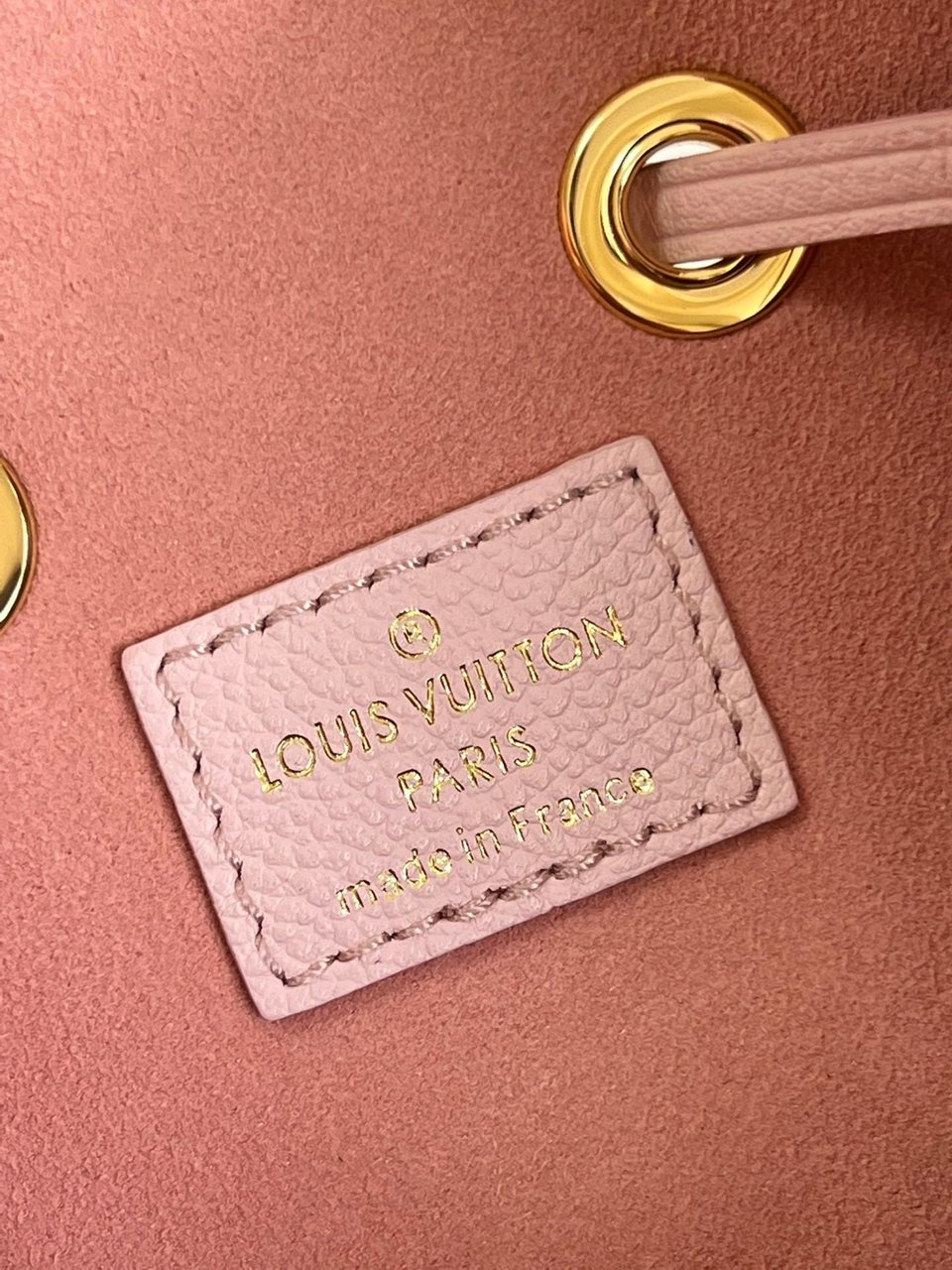 Louis Vuitton N Ono Bb 20Cm Pink view 4