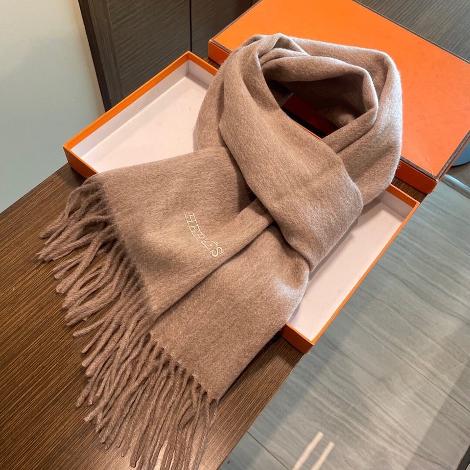Hermes Cashmere Scarf Ombre Beige For Women 180cm view 4