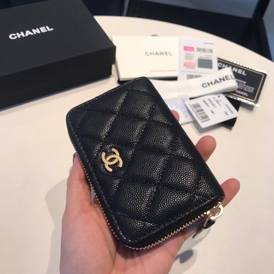 Chanel Zipped Caviar Purse 11 Black Calfskin Gold Icon view 3