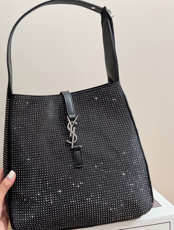 Saint Laurent Le 5 A 7 Supple Hobo Bag Black 27Cm view 5