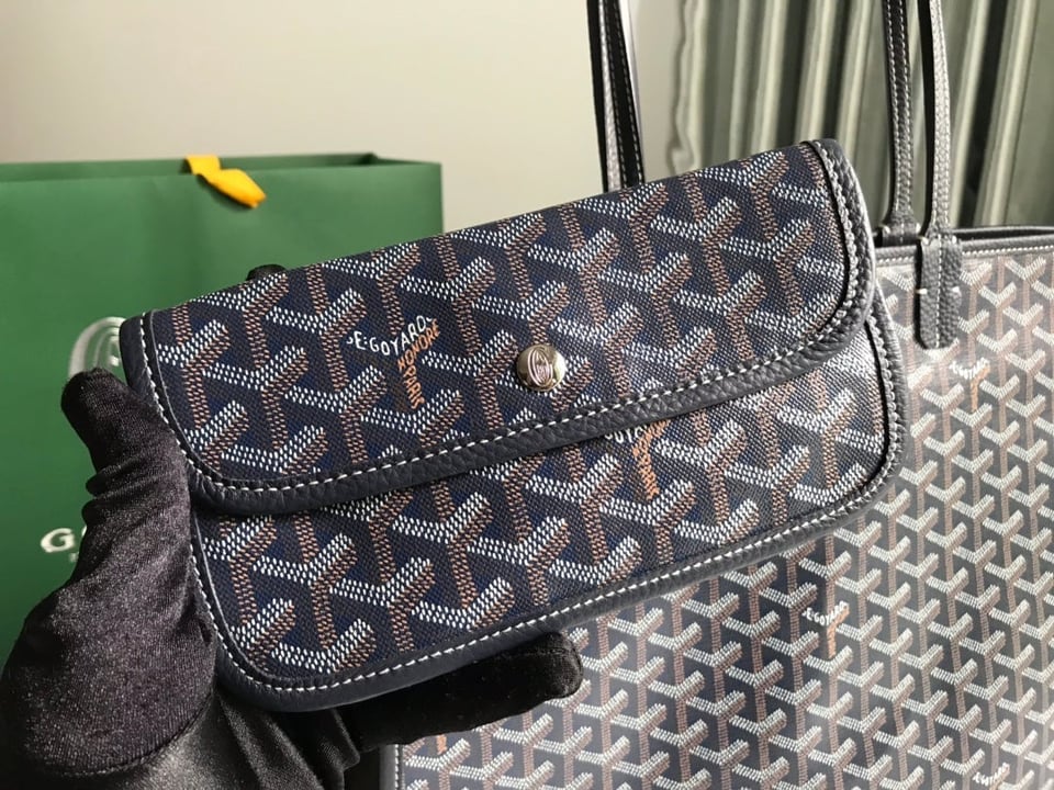 Goyard Hardy Pm Bag 40 Cm Navy Blue Goyardine Canvas And Black Taurillon Leather Trim view 3