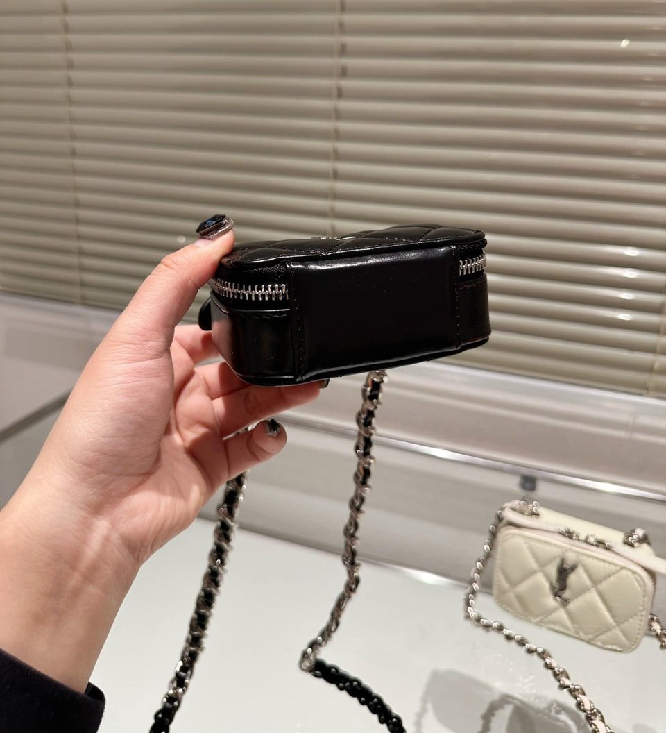 Saint Laurent Quilted Mini Bag With Zip Black 12Cm view 5